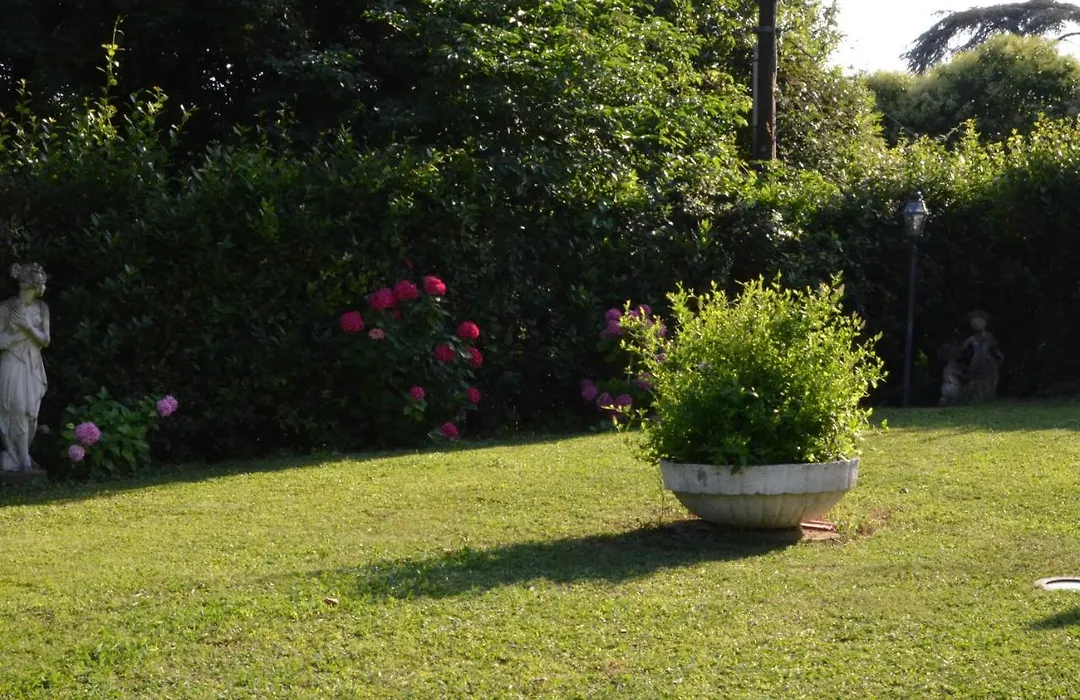 Maison Brinati Bed&Breakfast-1